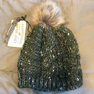 Cable Knit Wool/Acrylic Blend Hat with faux fur